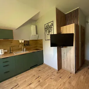 Przystanek - Komuny Paryskiej 3 , Karpacz Polska